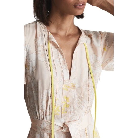 REISS Carlotta Belted Flippy Dress - Picture 4 of 12